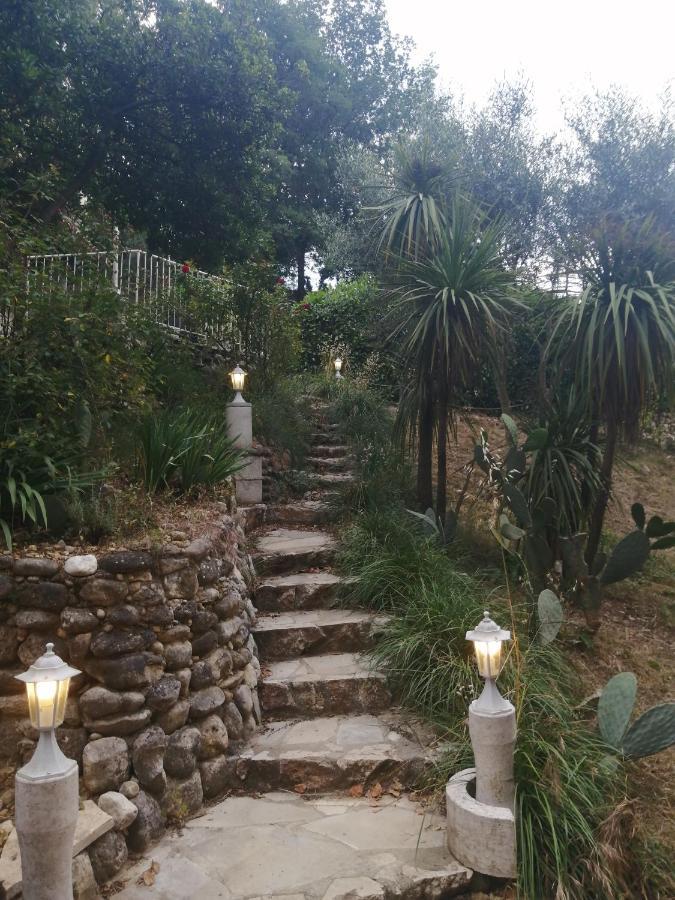 La Mhirabelle Otel Saint-Paul-de-Vence Dış mekan fotoğraf