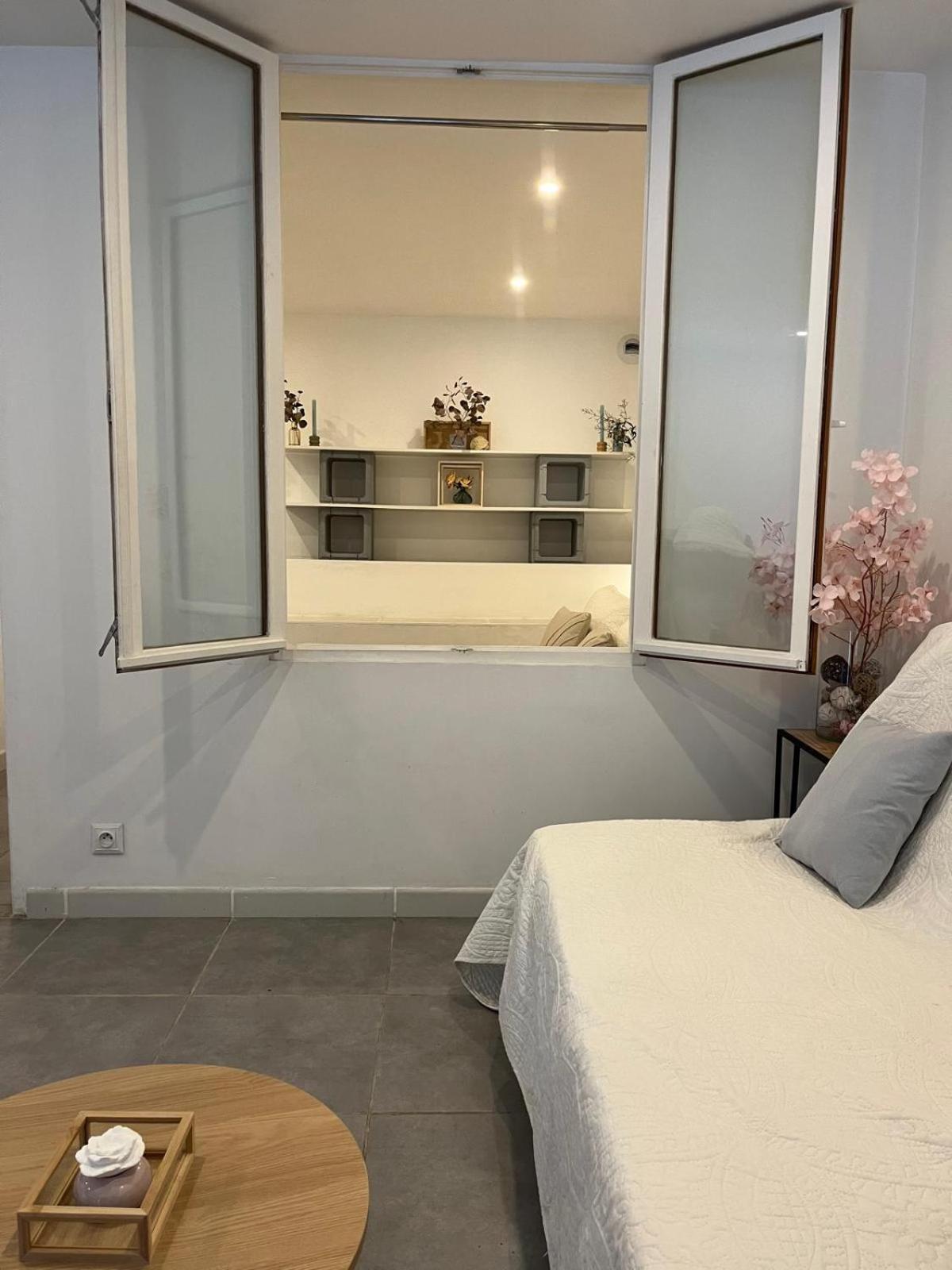 La Mhirabelle Otel Saint-Paul-de-Vence Dış mekan fotoğraf